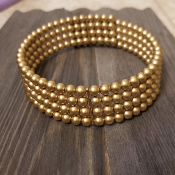 Jewelry - $3/30 Gold collar faux pearl statement choker